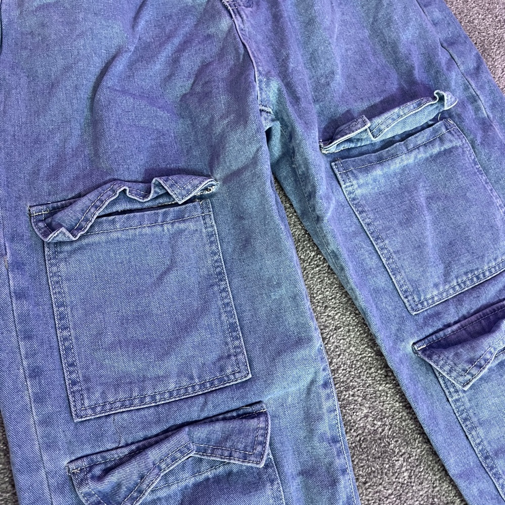 Jeans - Picture 2 of 3